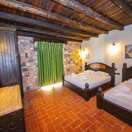 Hotel Sarajet E Pashait 1 Дхерми Экстерьер фото