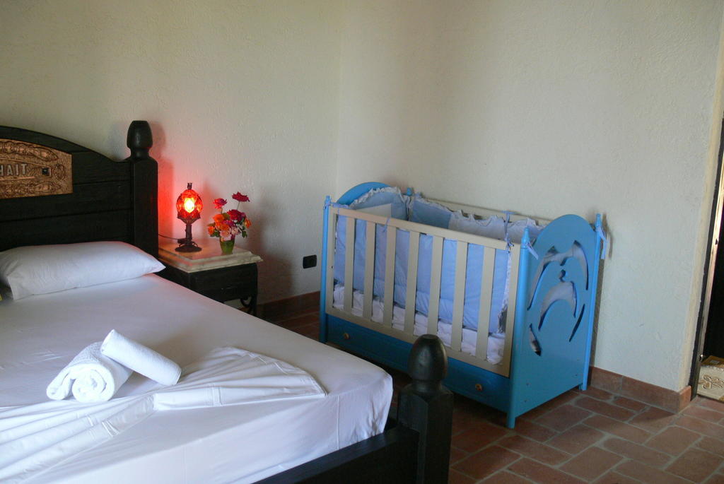 Hotel Sarajet E Pashait 1 Дхерми Номер фото